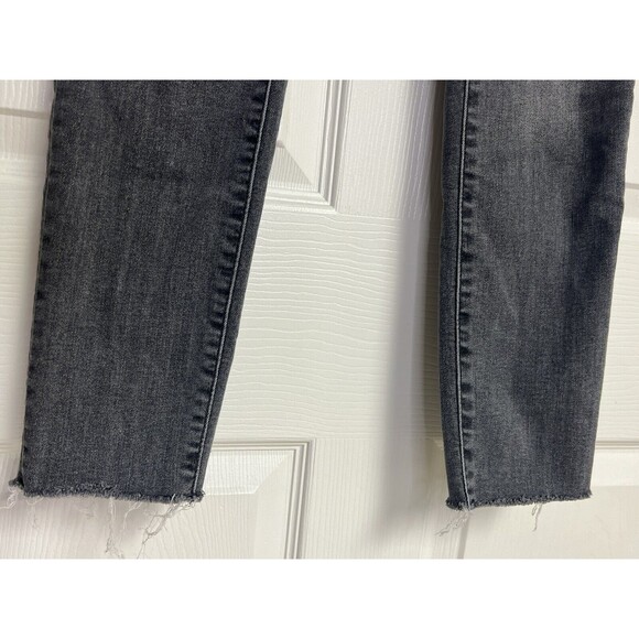 Universal Thread Gray Cotton Blend High-Rise Skinny Denim Jeans Size 2/26 - Picture 5 of 9